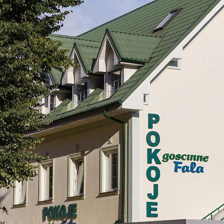 Pokoje Goscinne Fala ポビエロボ エクステリア 写真